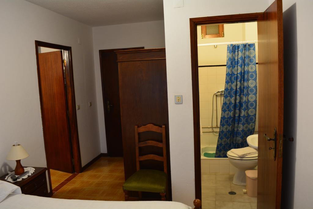Casa Dos Santos Alojamento - Guest House Geres Buitenkant foto